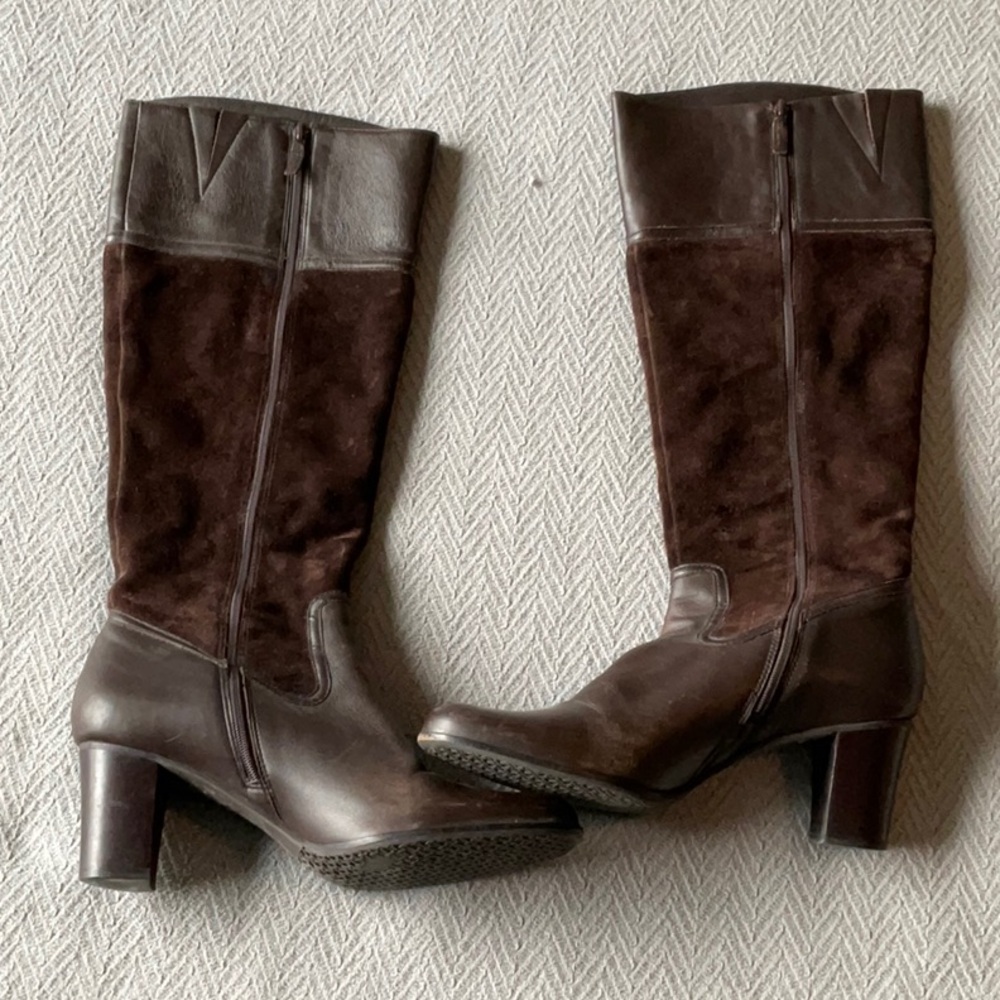 Talbots Suede Drk Brown Leather Heel Boots Size 7.5B.